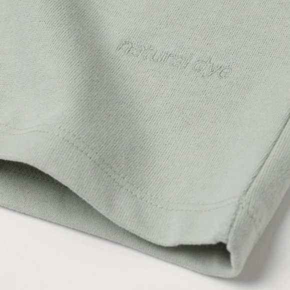 H&M • Light Green Matching Set. Tone-on-Tone with Minimalist Embroidery. - Picture 3 of 4